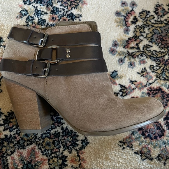 Carlos by Carlos Santana Shoes - Carlos by Carlos Santana suede boots